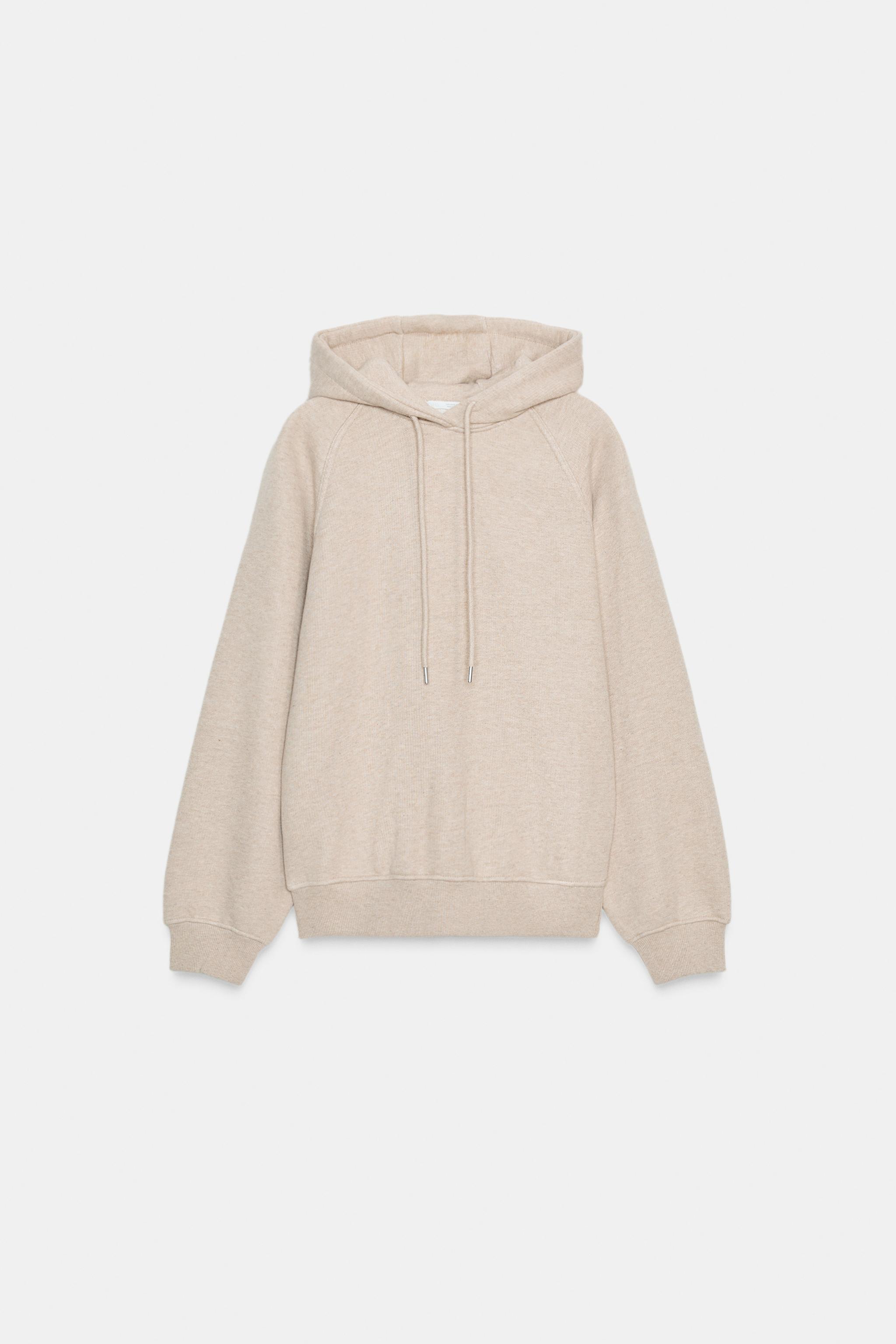 HOODED SWEATSHIRT